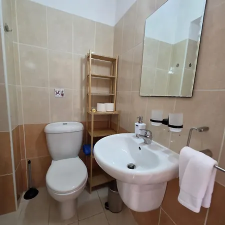 Obv 2-303 Apartman Píla